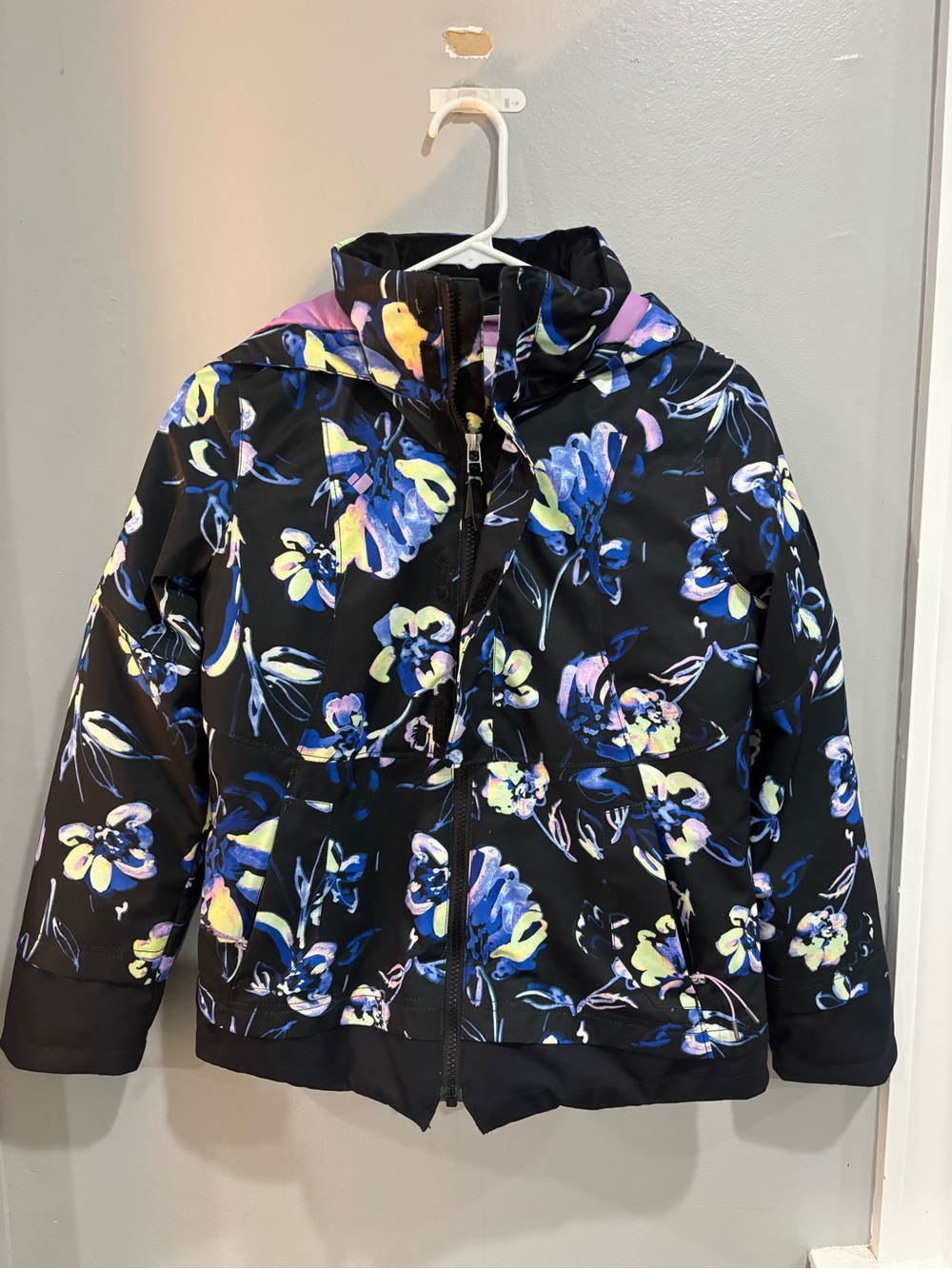 Obermeyer Taja Print Ski Jacket Youth Girls Size M Night Life Insulated Floral